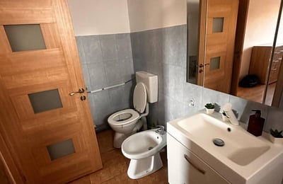 Location d’un appartement chaleureux de 2 pièces, 55 m², Faleza Nord, Constanța, Roumanie